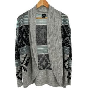 Rue 21 Women's Cardigan Large‎ Stripped Diamond Gray Black Blue Long Sleeve